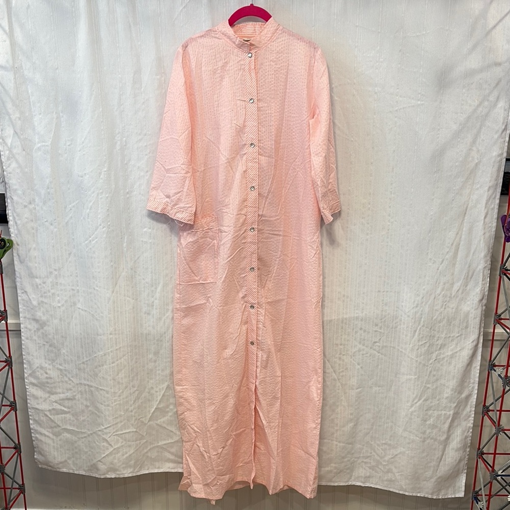 Vintage Montgomery Ward Pink Seersucker Robe